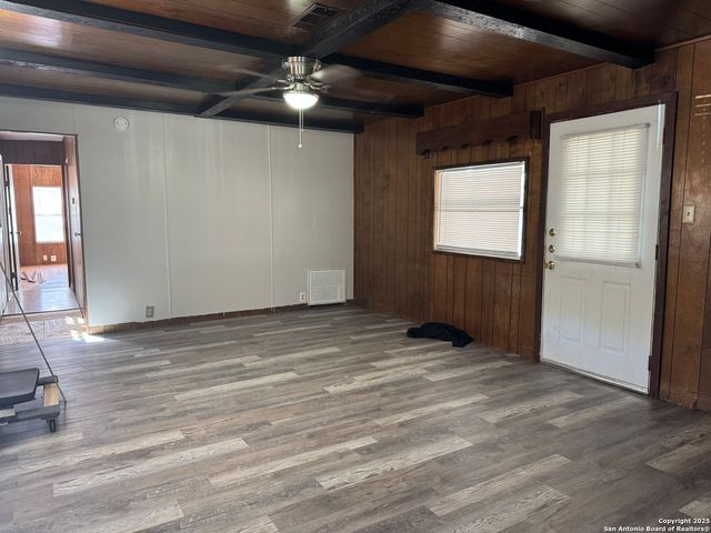 8455 NORTHMONT, San Antonio, TX 78239