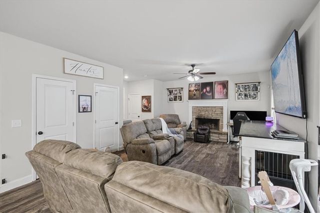 206 Snooky Drive, Dallas, GA 30157