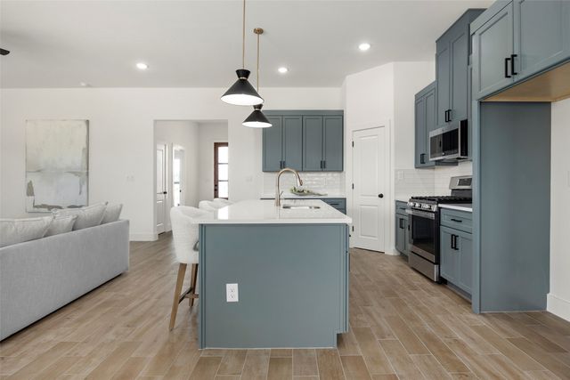 205 High Ridge Court, Godley, TX 76044
