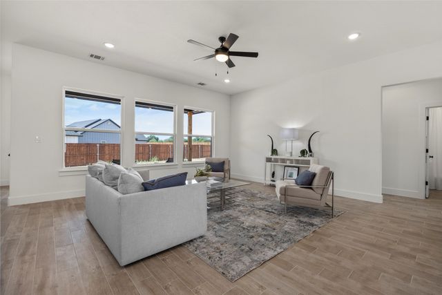 205 High Ridge Court, Godley, TX 76044