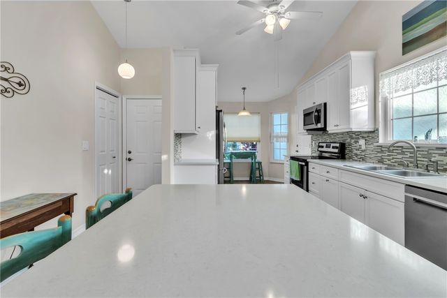 1807 Aynsley Way 1, Vero Beach, FL 32966