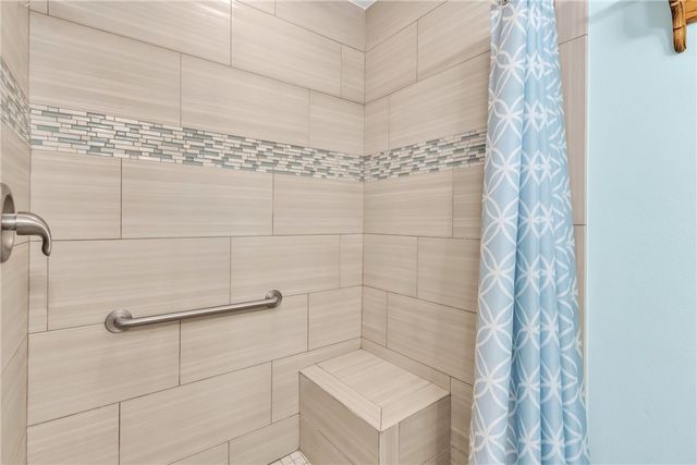 1807 Aynsley Way 1, Vero Beach, FL 32966