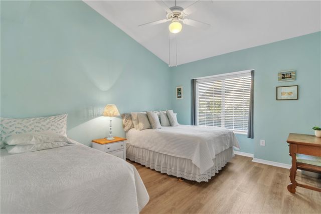 1807 Aynsley Way 1, Vero Beach, FL 32966