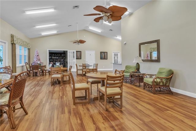 1807 Aynsley Way 1, Vero Beach, FL 32966