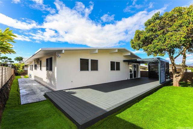 1858 Hoolehua Street, Pearl City, HI 96782