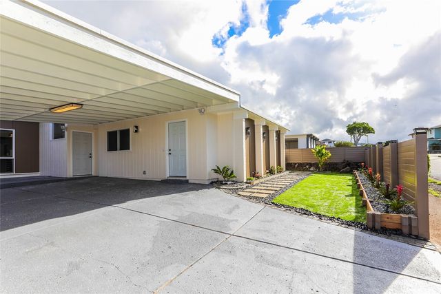 1858 Hoolehua Street, Pearl City, HI 96782