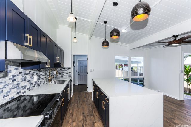 1858 Hoolehua Street, Pearl City, HI 96782