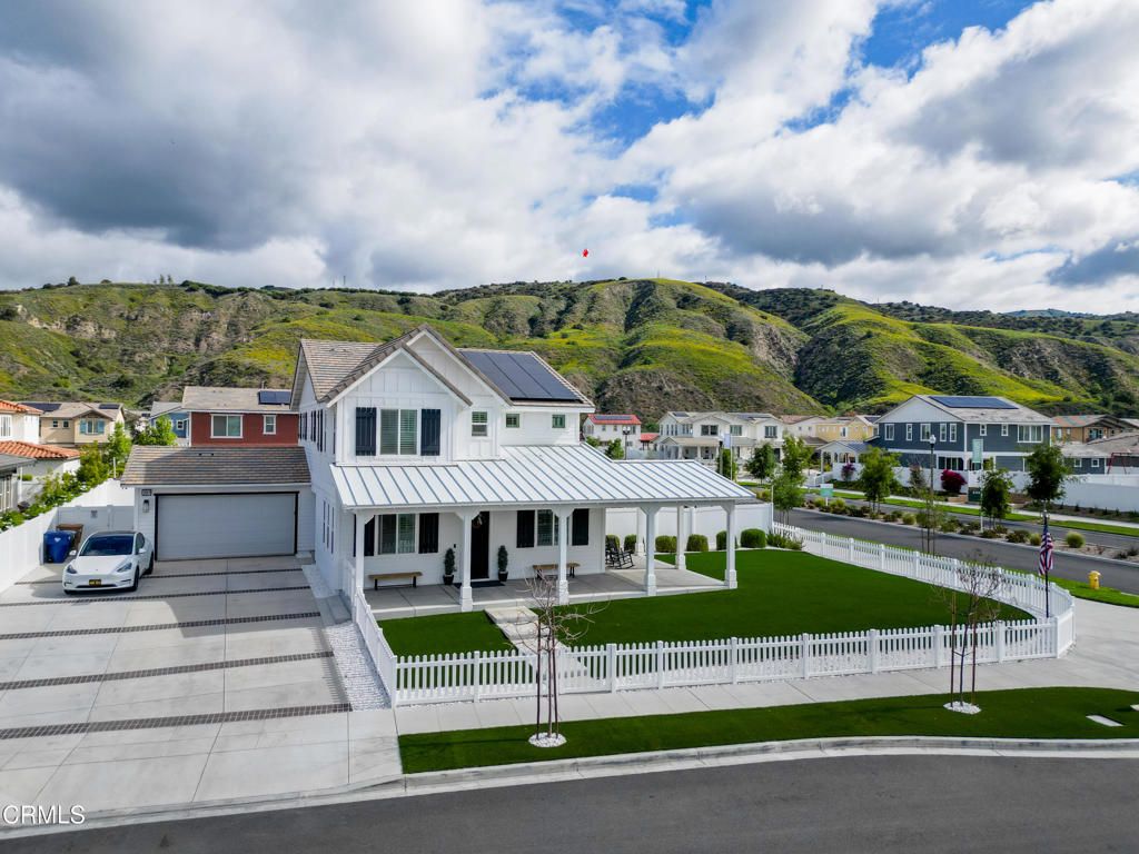 Image 6 of property listing at 397 Rose Street, Fillmore, CA 93015