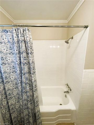 1142 Liberty Drive, Thomasville, NC 27360