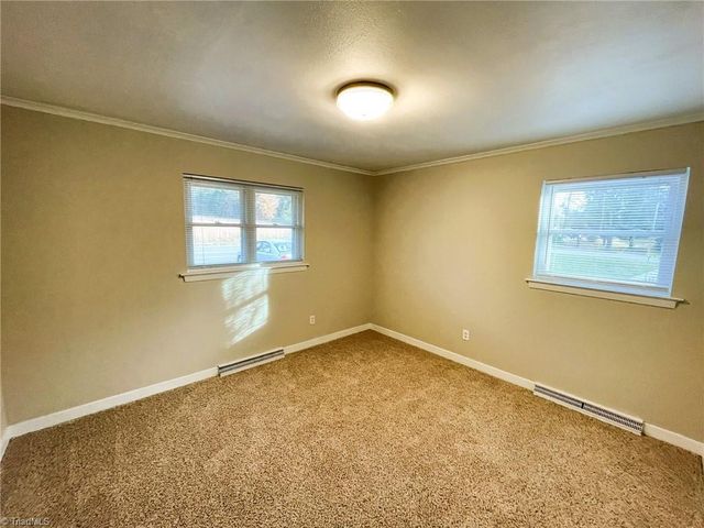 1142 Liberty Drive, Thomasville, NC 27360