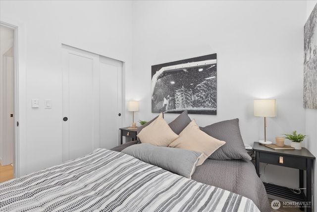 832 S Sullivan Street, Seattle, WA 98108