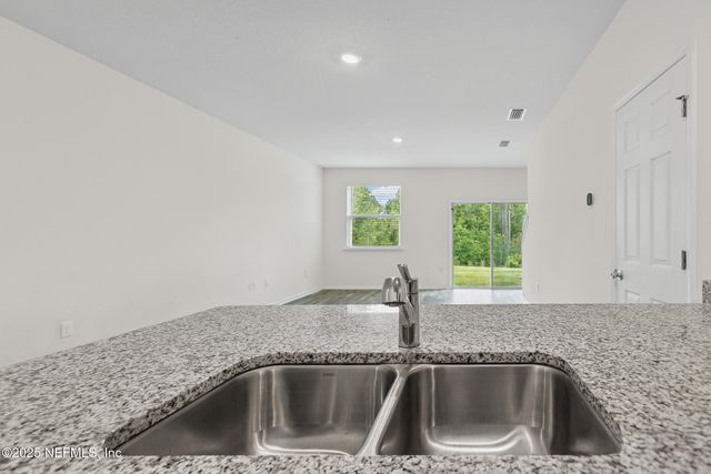 7690 MERCHANTS Way, Jacksonville, FL 32222