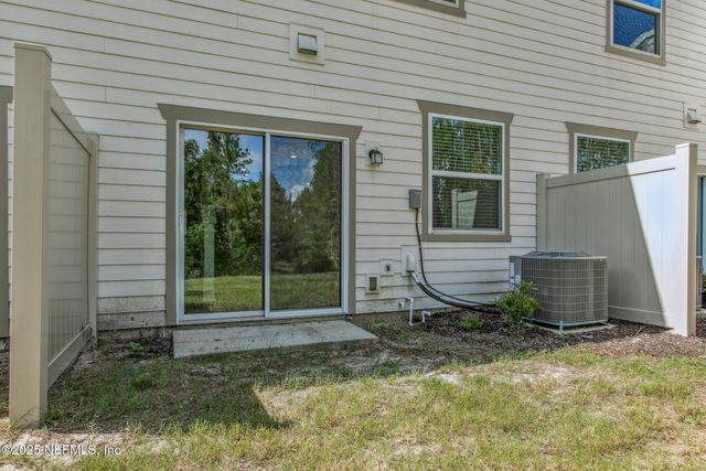 7690 MERCHANTS Way, Jacksonville, FL 32222
