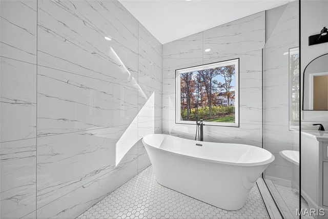 31634 Dogwood Lane, Foristell, MO 63348