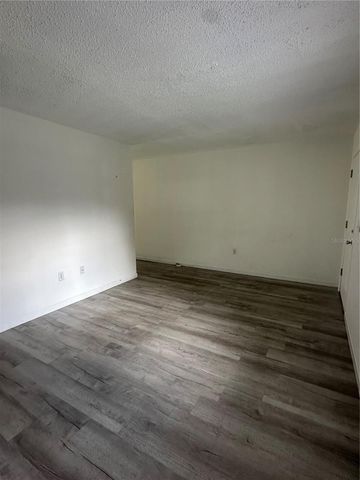 704 SUNSET AVENUE B, Auburndale, FL 33823