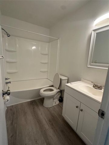 704 SUNSET AVENUE B, Auburndale, FL 33823