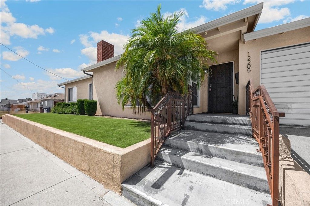 12205 S Halldale, Los Angeles, CA 90047 — photo 3