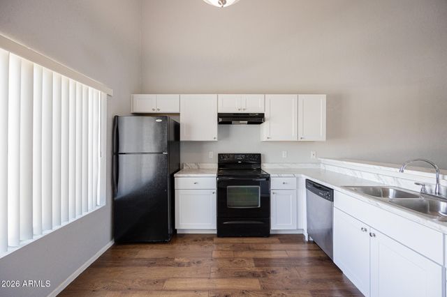 4828 W ORANGEWOOD Avenue 217, Glendale, AZ 85301