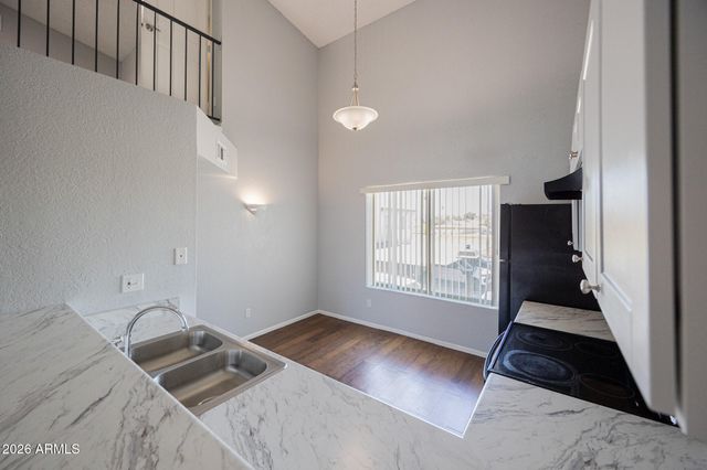 4828 W ORANGEWOOD Avenue 217, Glendale, AZ 85301