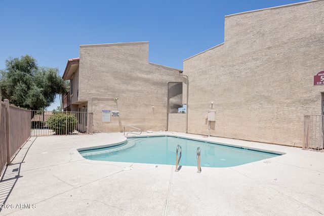 4828 W ORANGEWOOD Avenue 217, Glendale, AZ 85301