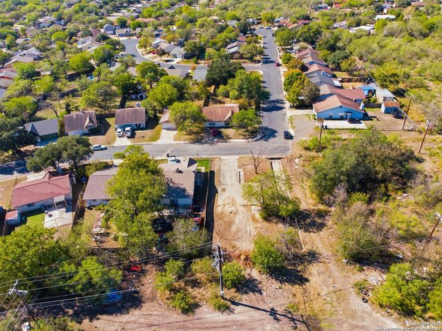 8802 Catalina Bay Dr, San Antonio, TX 78242