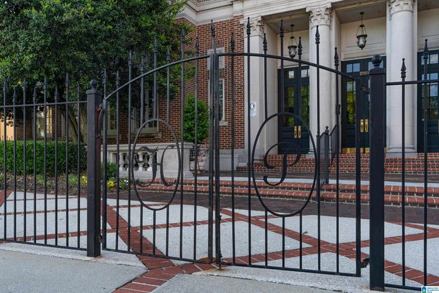 2250 Highland Ave S Apt 48, Birmingham, AL 35205