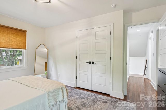 5300 Cheval Place, Charlotte, NC 28205