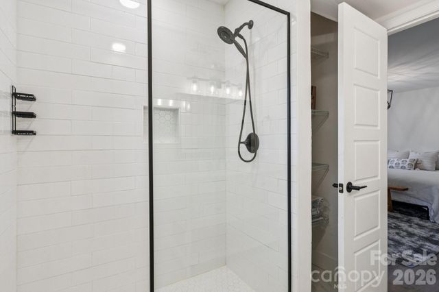 5300 Cheval Place, Charlotte, NC 28205