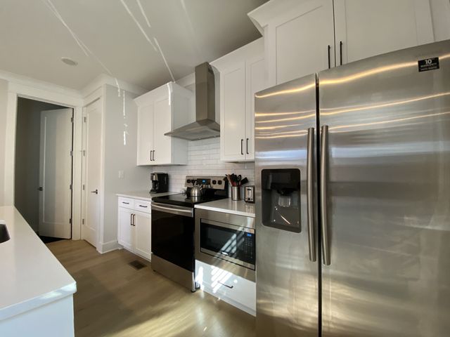 105 Duke St Apt 6, Nashville, TN 37207