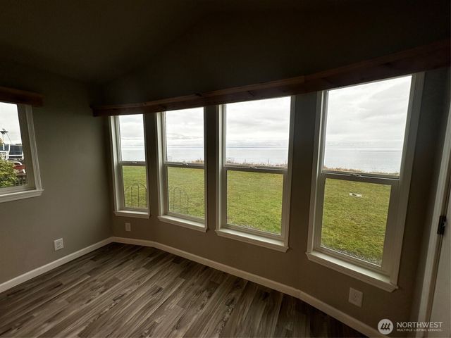 1323 S McDonald Street, Port Angeles, WA 98363