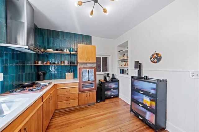 713 W 20th Street, Kansas City, MO 64108