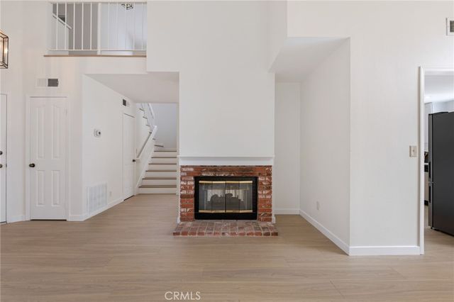 3854 Lost Springs Drive, Calabasas, CA 91301