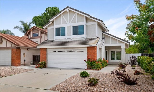 3854 Lost Springs Drive, Calabasas, CA 91301