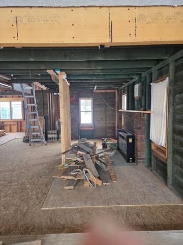 11070 E Shore Drive, Barry Twp, MI 49046