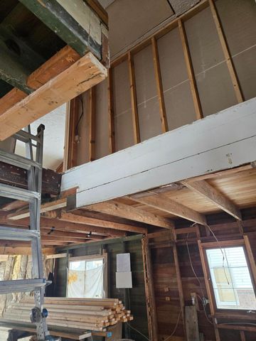 11070 E Shore Drive, Barry Twp, MI 49046