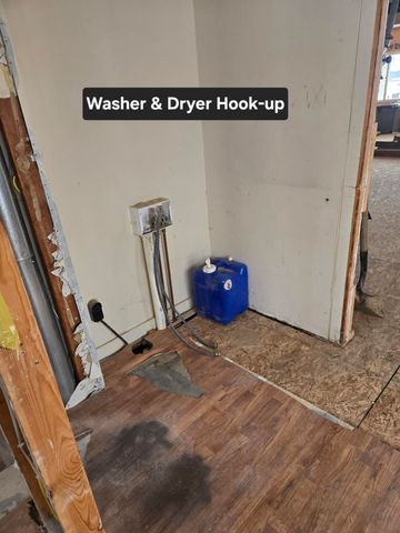 11070 E Shore Drive, Barry Twp, MI 49046