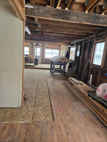 11070 E Shore Drive, Barry Twp, MI 49046