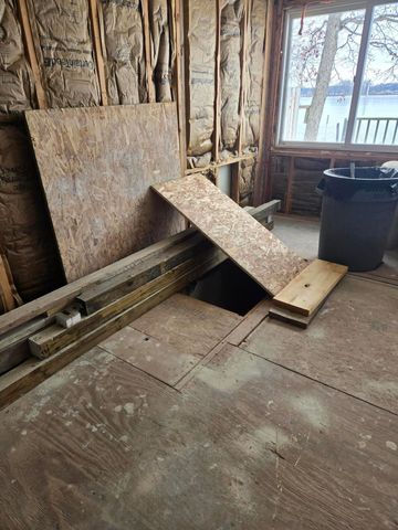 11070 E Shore Drive, Barry Twp, MI 49046