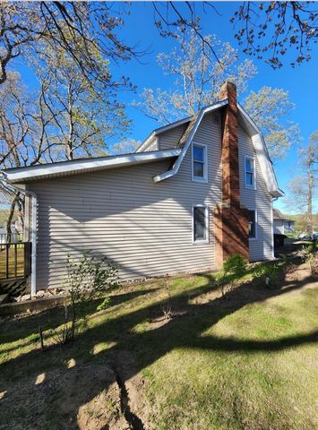 11070 E Shore Drive, Barry Twp, MI 49046