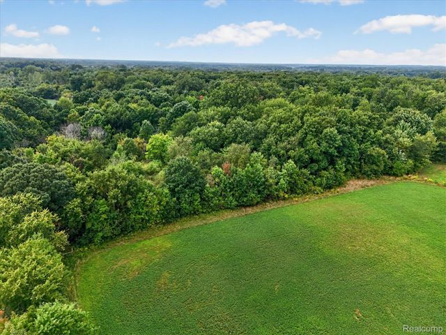 7220 Jennings Road, Mundy Township, MI 48473