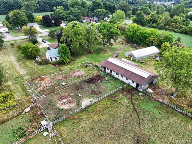 7220 Jennings Road, Mundy Township, MI 48473