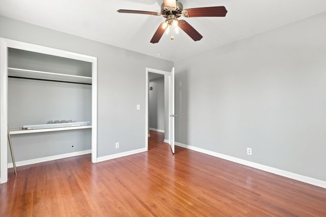 104 Lagrange Dr, Hendersonville, TN 37075
