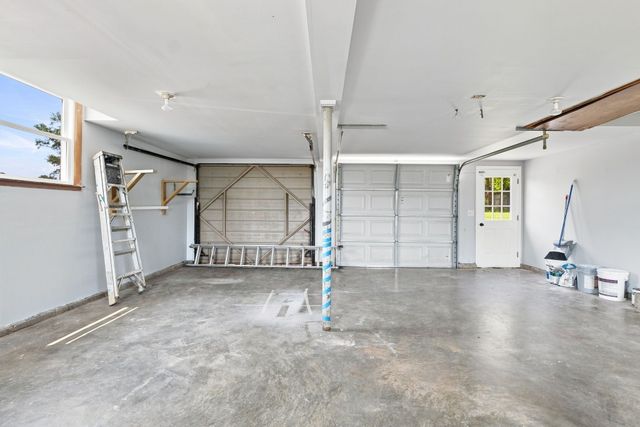 104 Lagrange Dr, Hendersonville, TN 37075