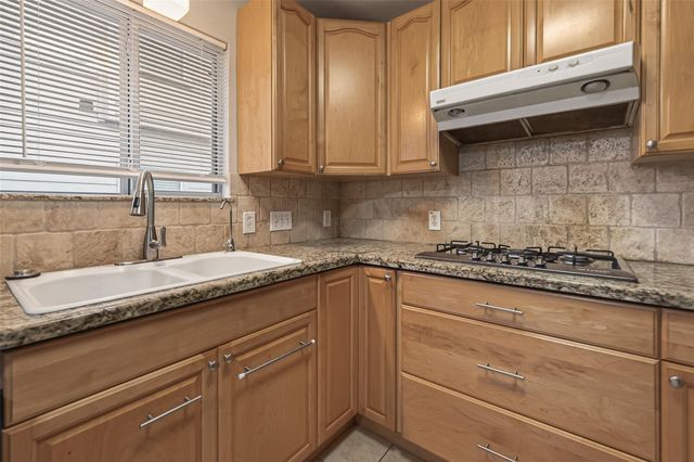 14423 Merganser Drive, Houston, TX 77047