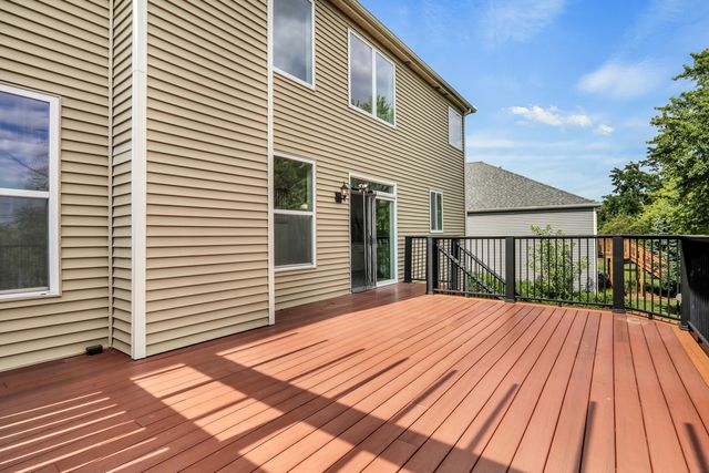 1015 Timber Lake Drive, Antioch, IL 60002