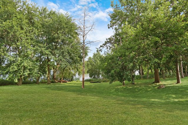 1015 Timber Lake Drive, Antioch, IL 60002