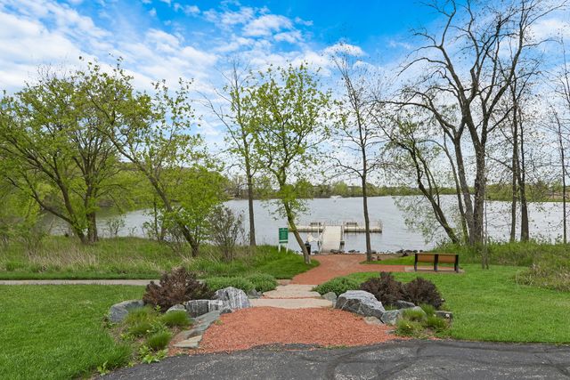 1015 Timber Lake Drive, Antioch, IL 60002