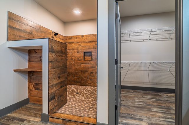 916 Medina Court, Ellijay, GA 30540