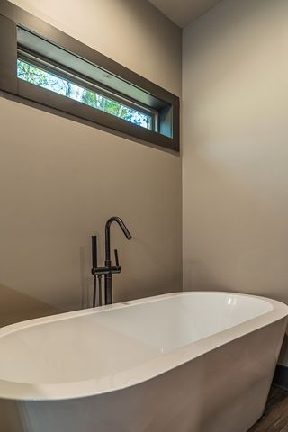 916 Medina Court, Ellijay, GA 30540