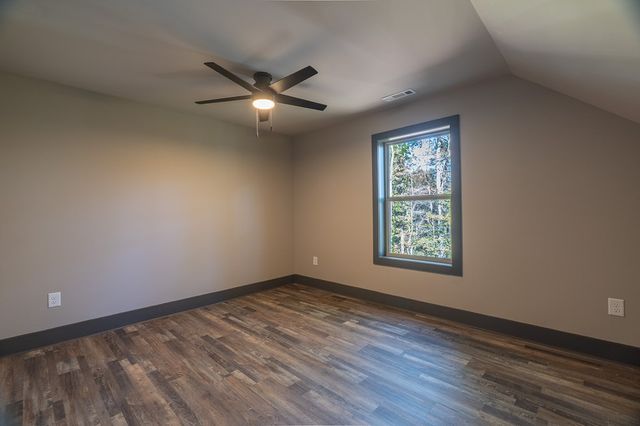 916 Medina Court, Ellijay, GA 30540